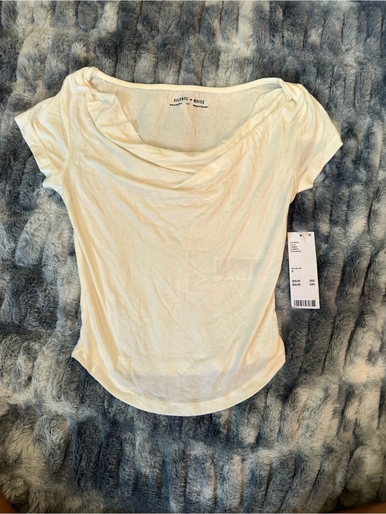 silence + noise Tops - silence + noise Cream Draped Short Sleeve Tee